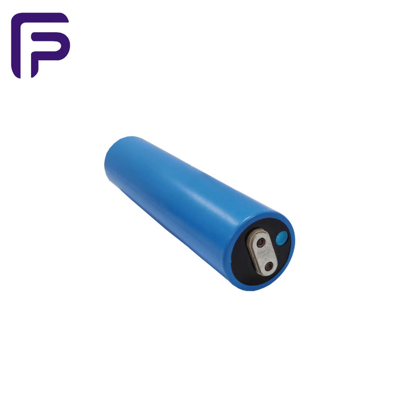 Batterie cylindrique rechargeable sodium-ion NaCR33140 10Ah